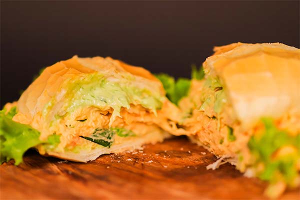 lanches naturais no pão francês